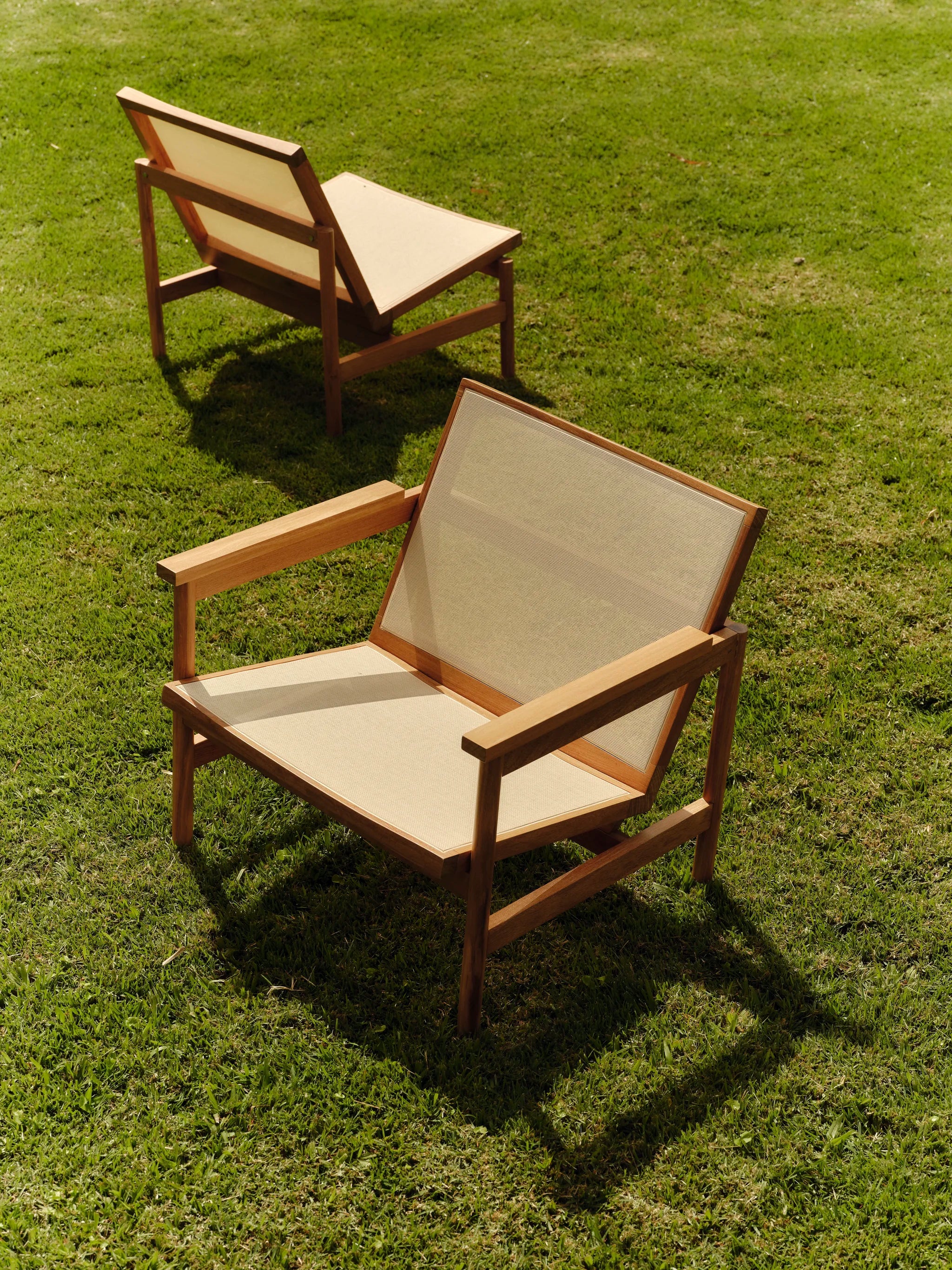 Poltrona com braços Lourdes Externa