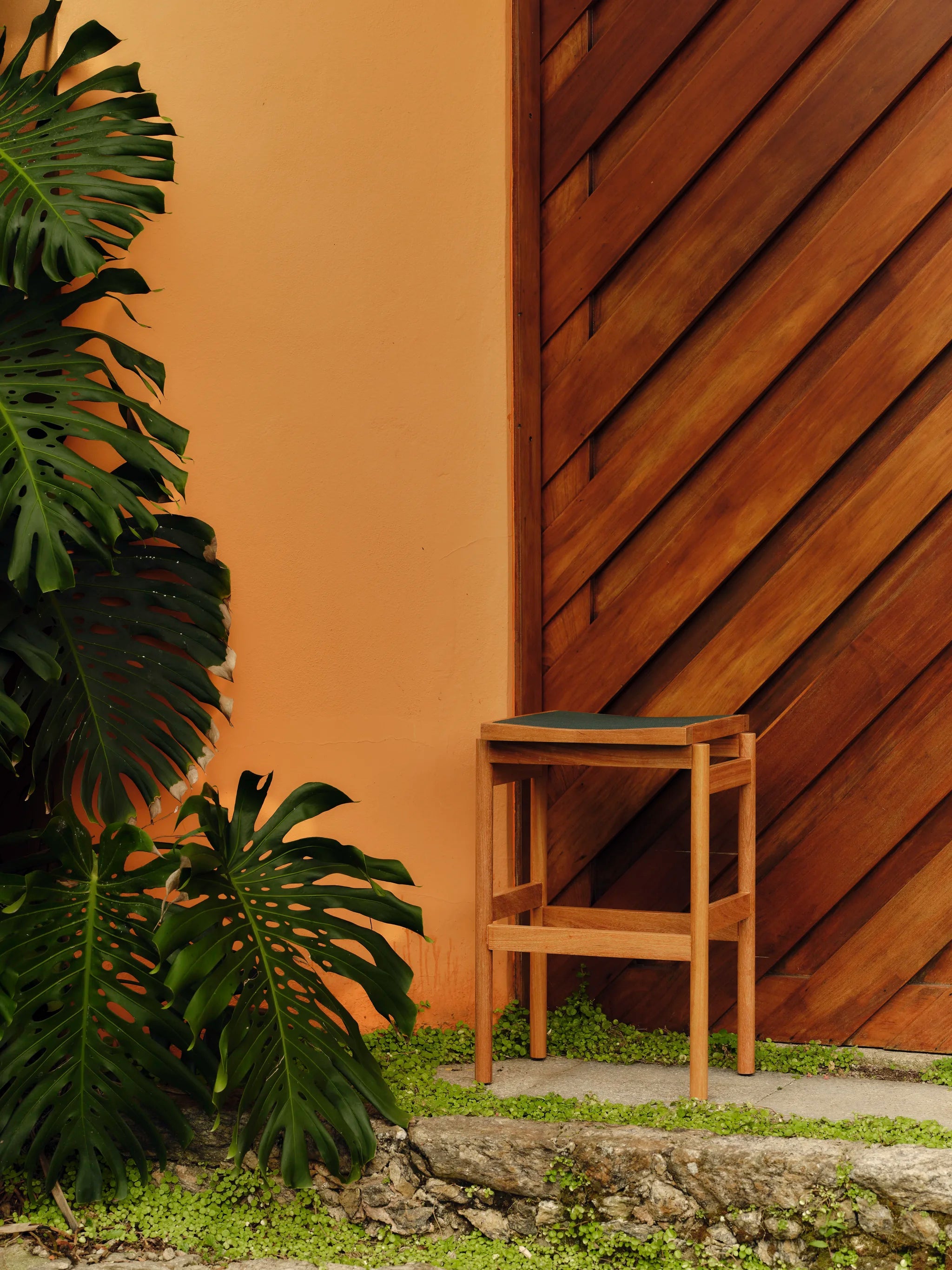 Banqueta Lourdes Externa