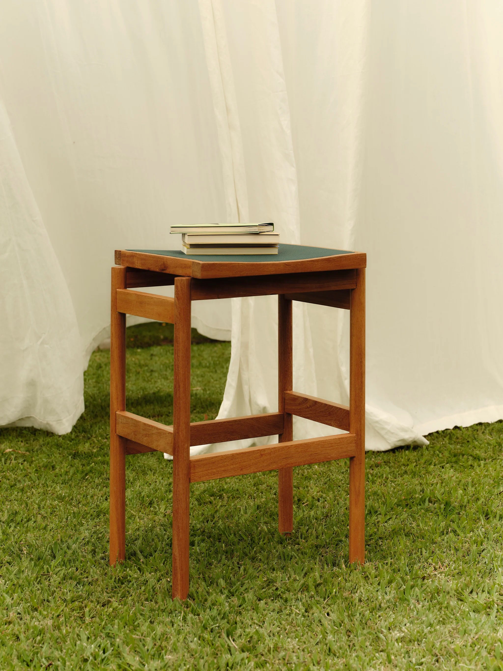 Banqueta Lourdes Externa