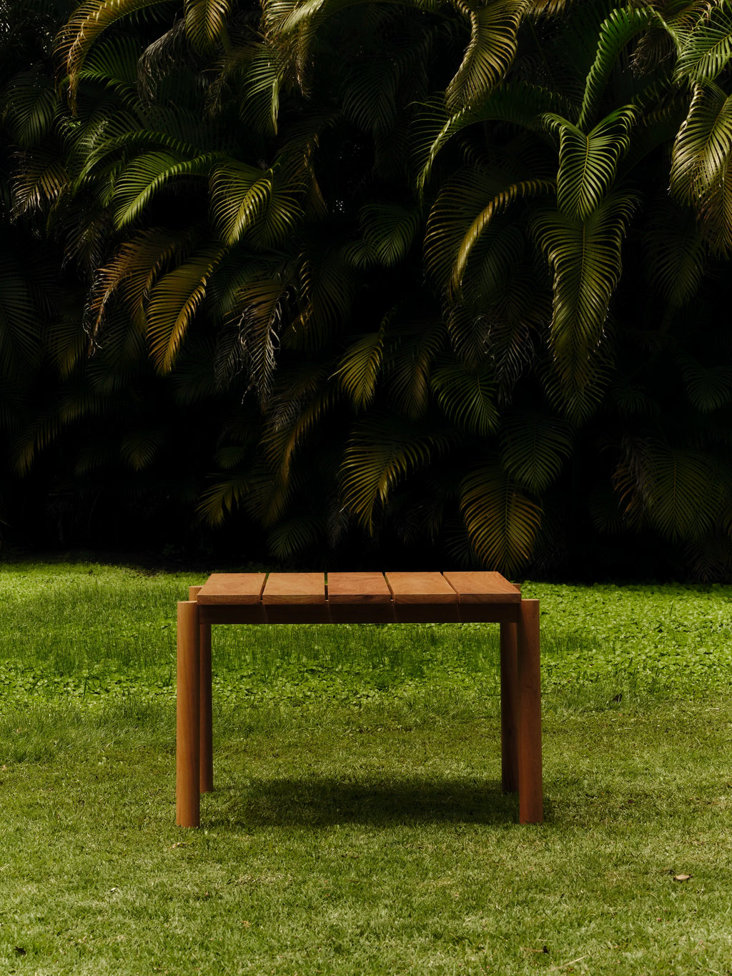 Mesa Quadrada Lourdes Externa