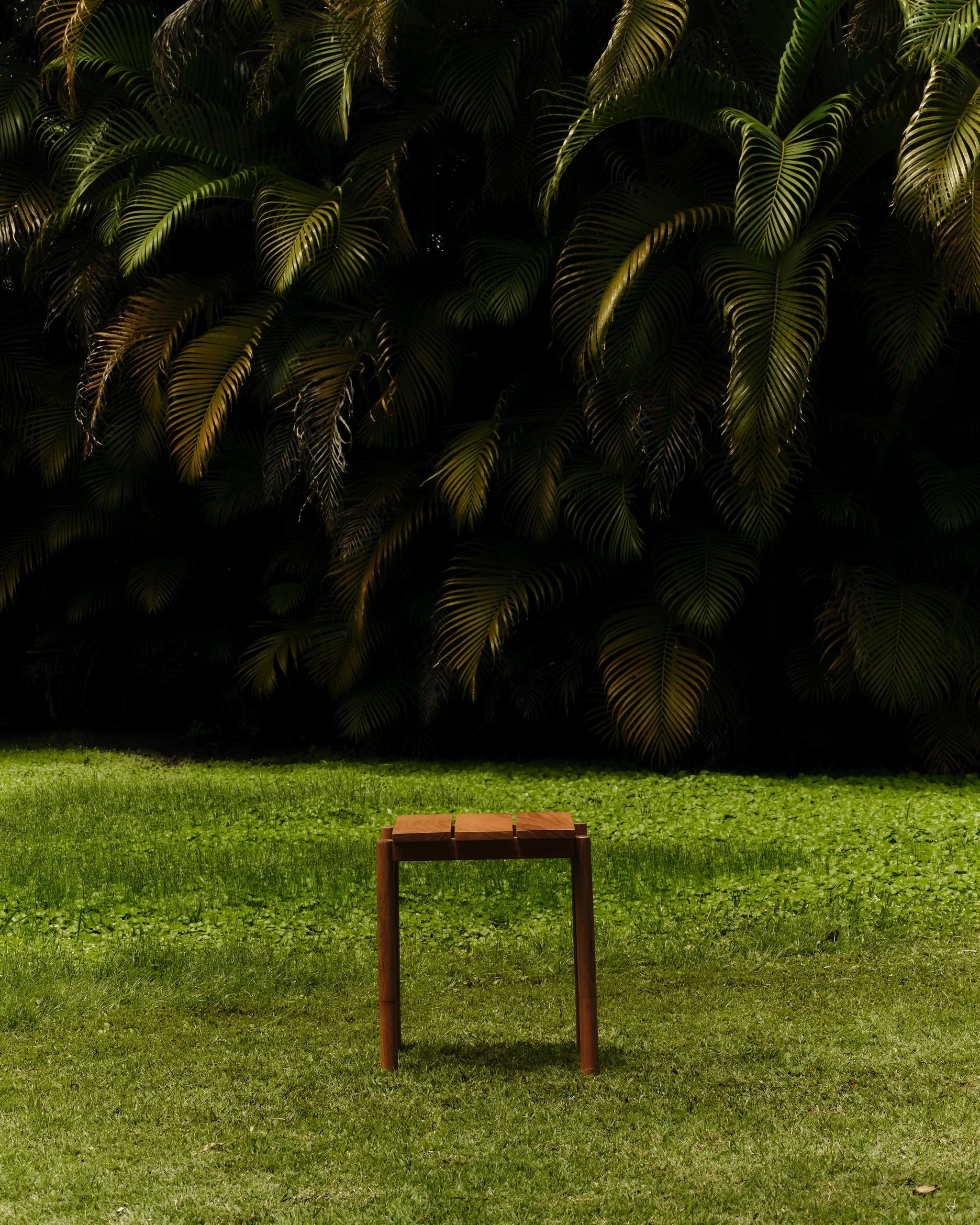 Mesa Lateral Lourdes Externa