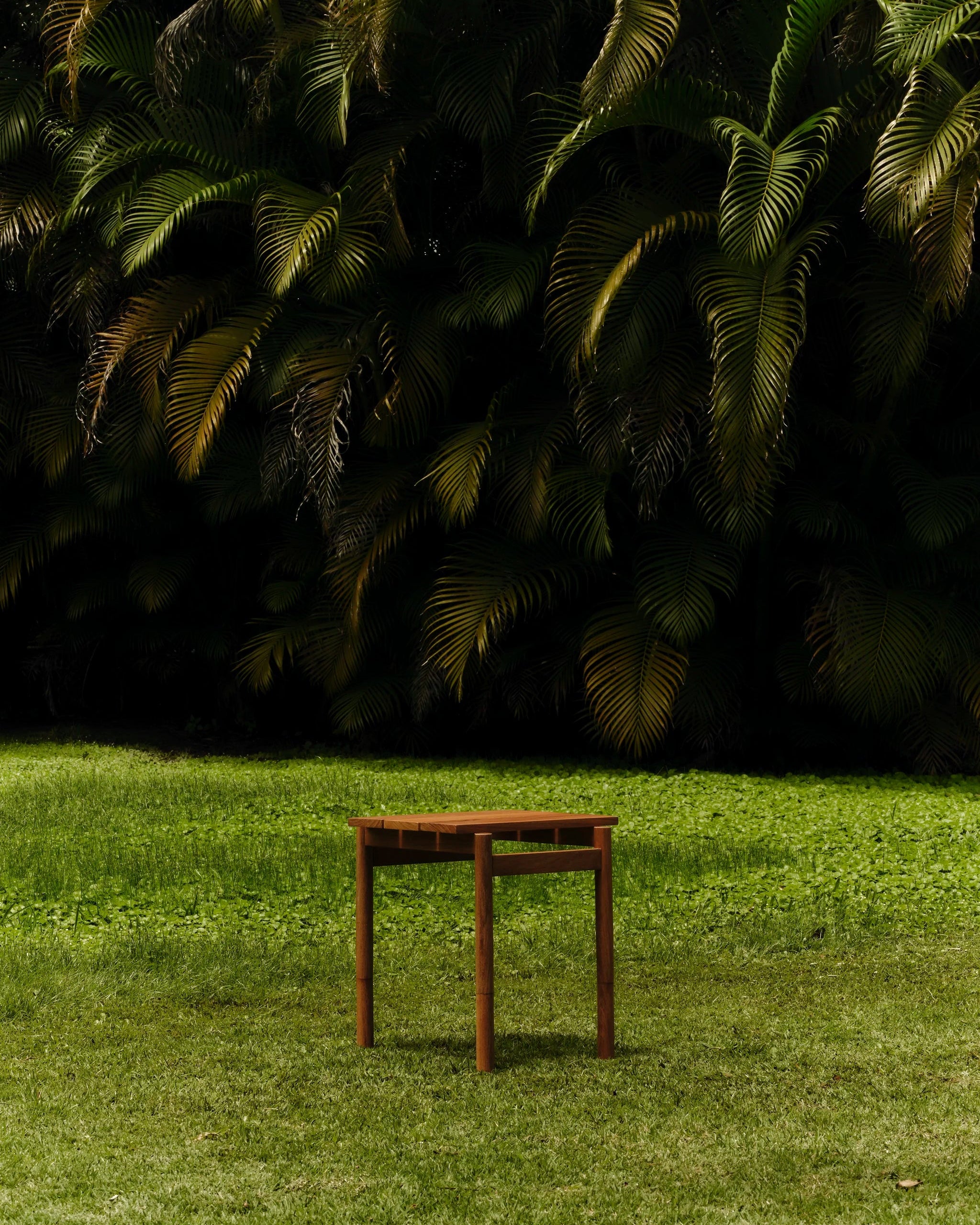 Mesa Lateral Lourdes Externa