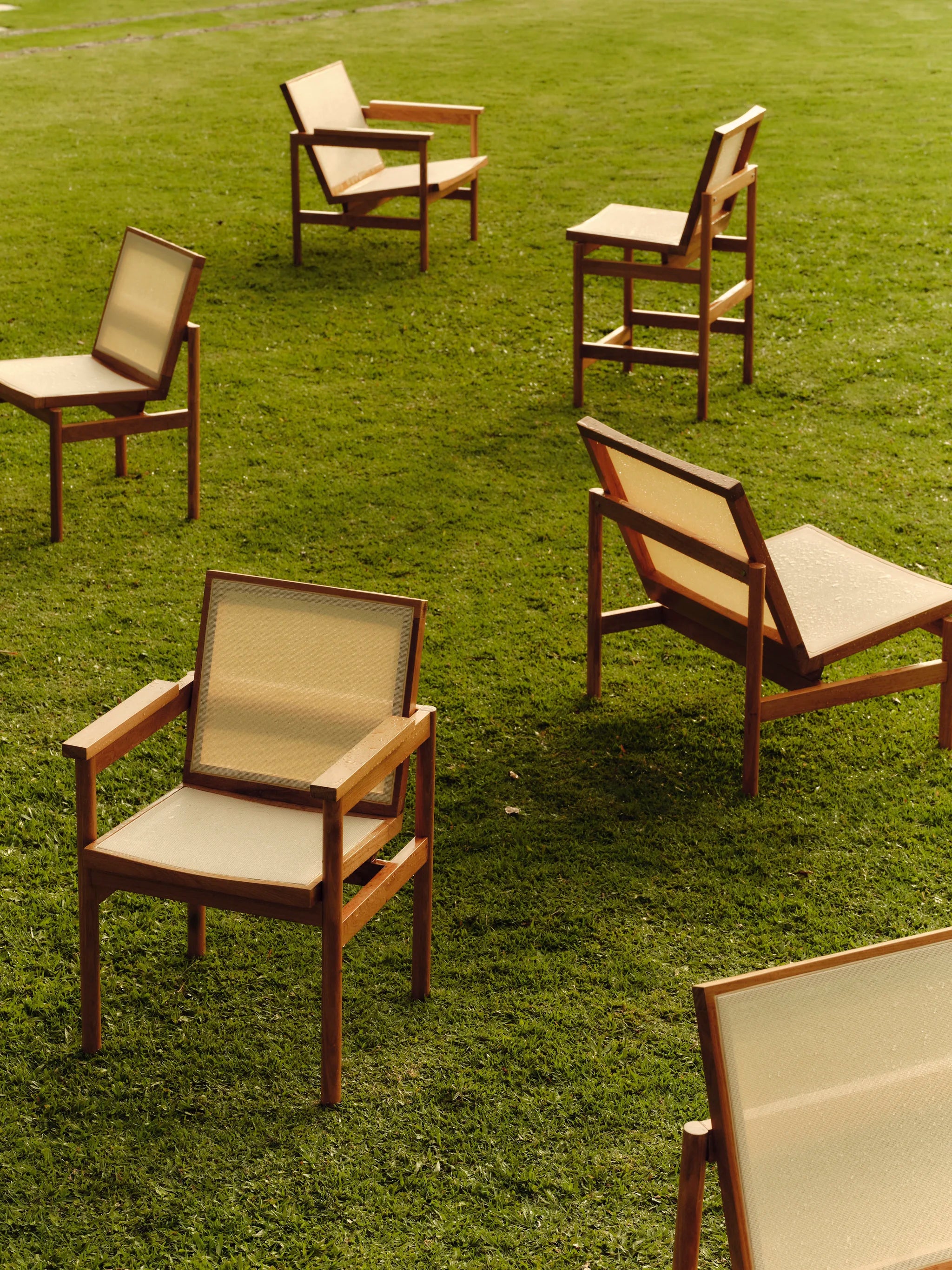 Cadeira com braços Lourdes Externa