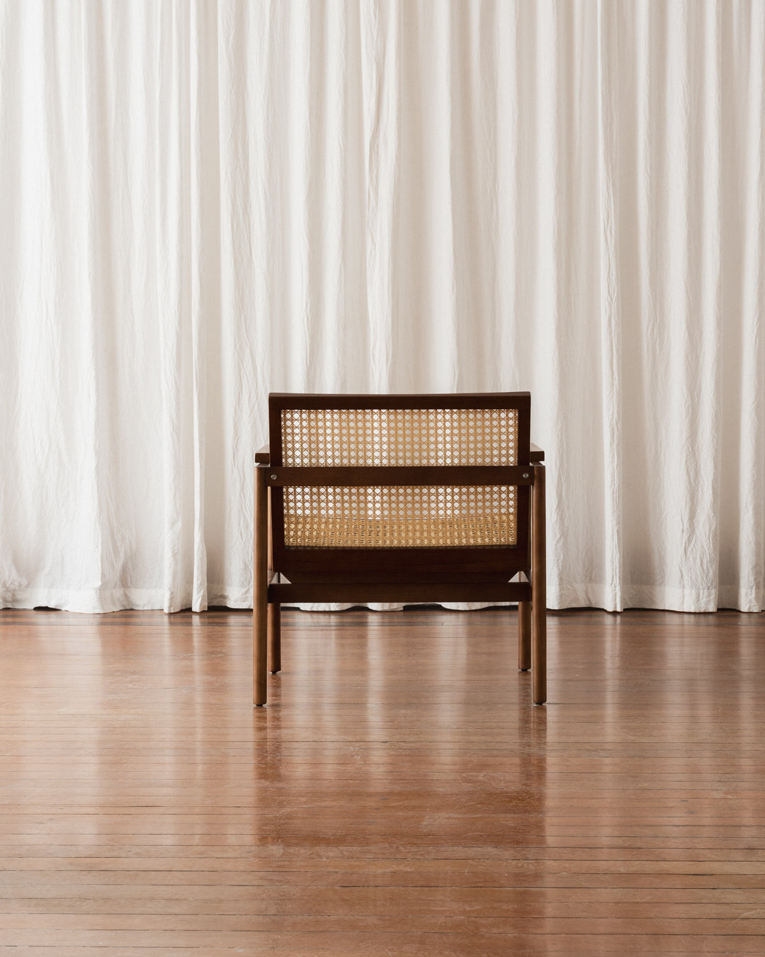 Poltrona com braços Lourdes - Palha