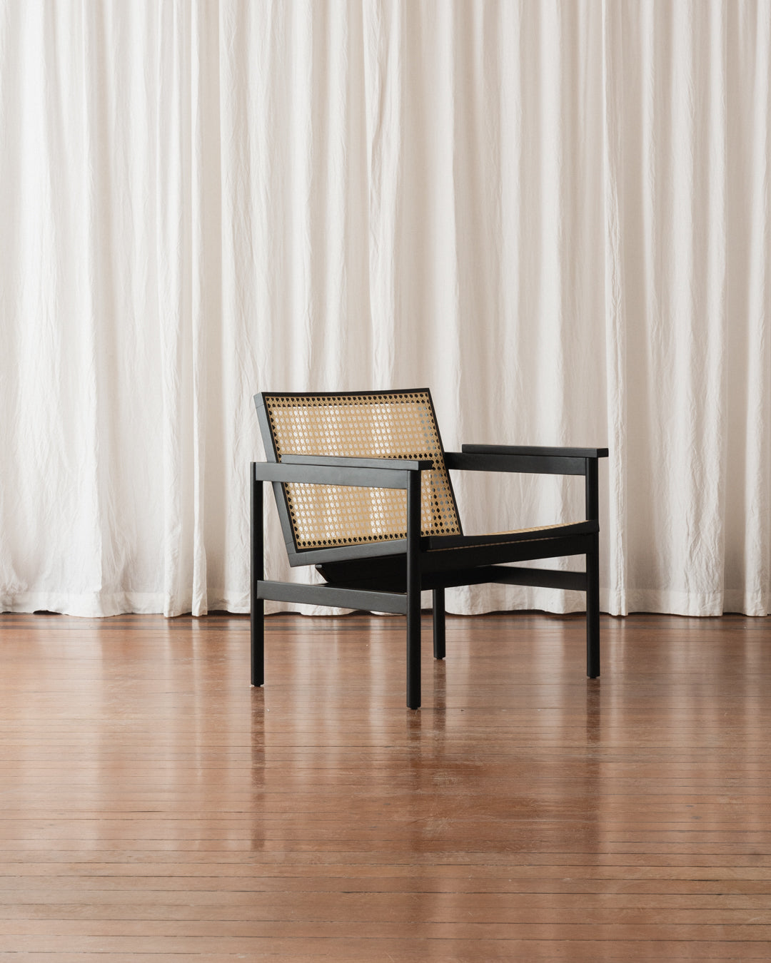 Poltrona com braços Lourdes - Palha