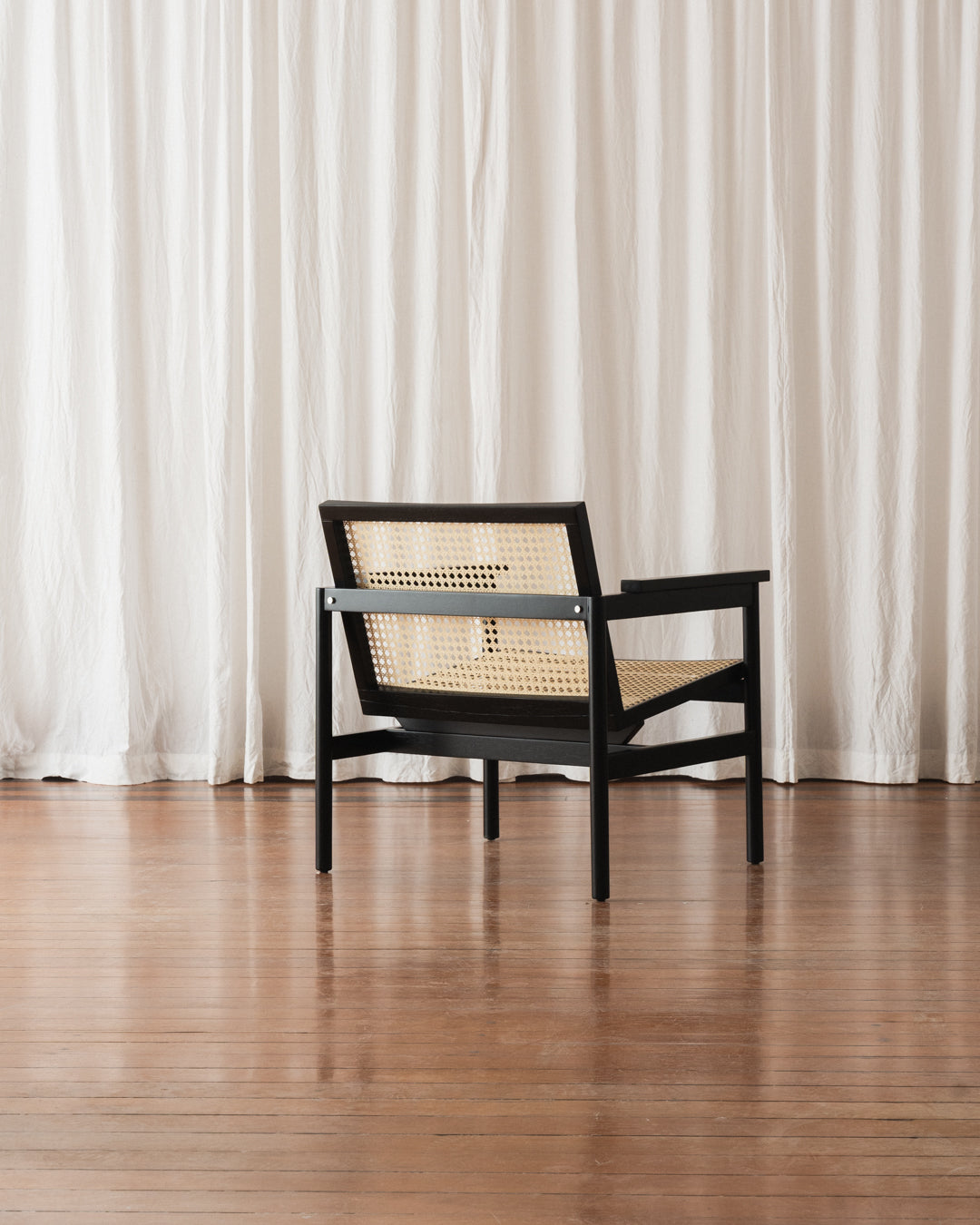 Poltrona com braços Lourdes - Palha