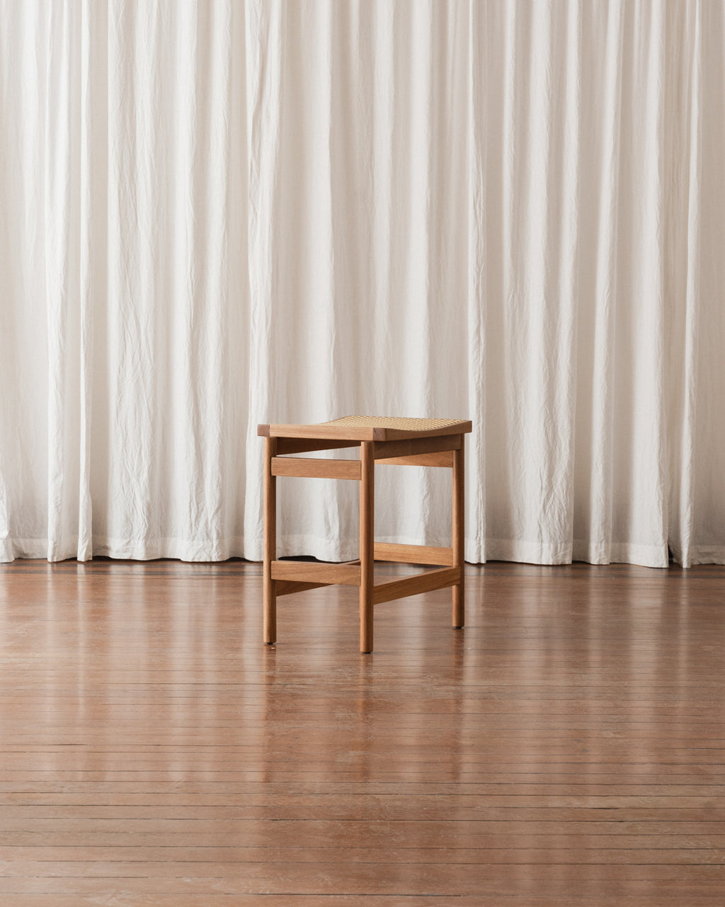 Banqueta Lourdes - Palha