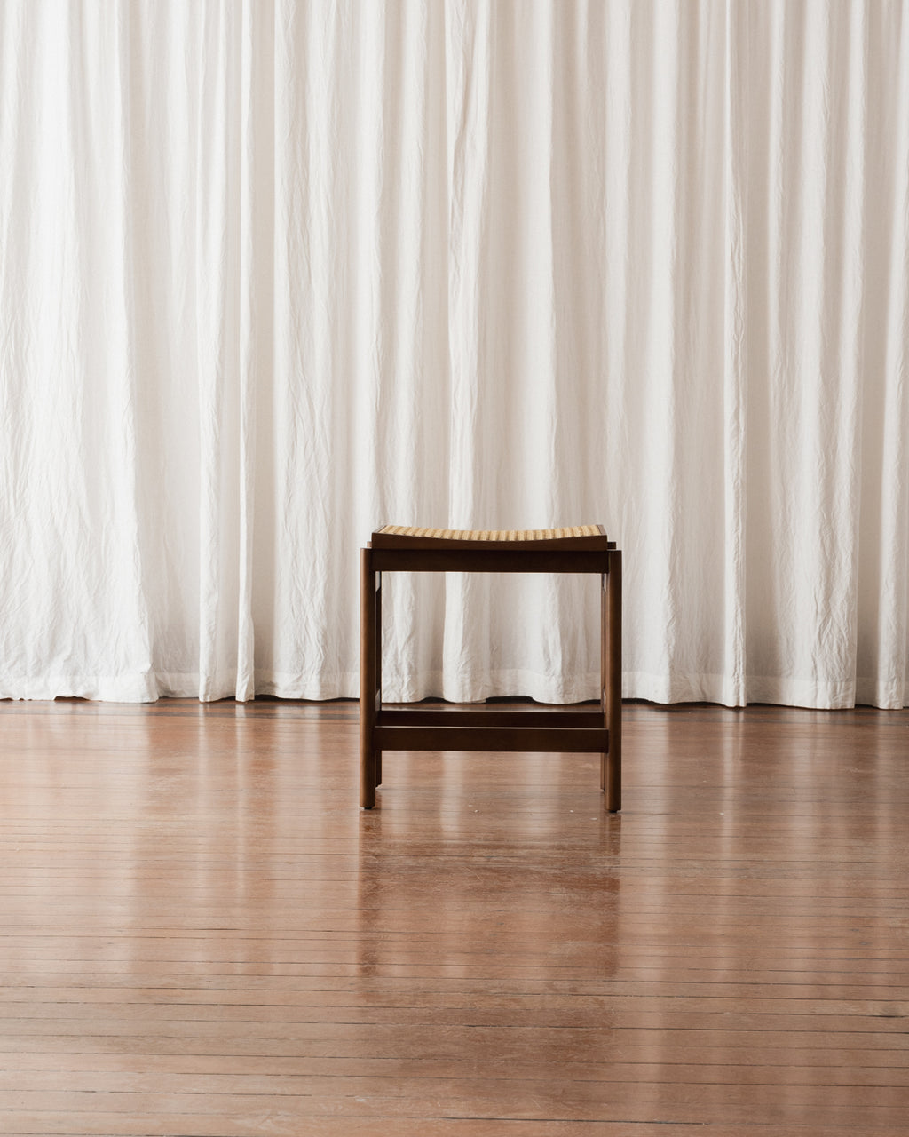 Banqueta Lourdes - Palha