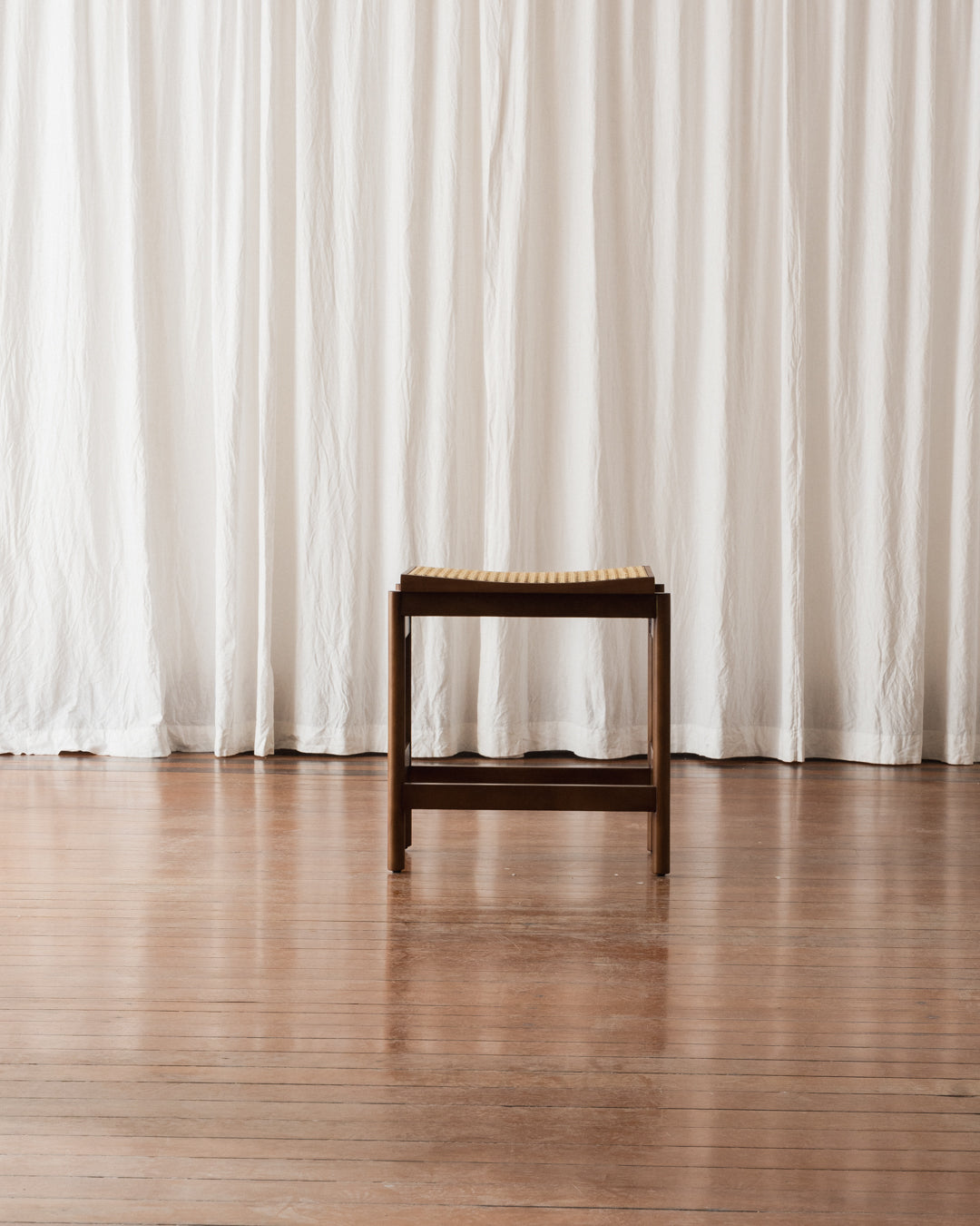 Banqueta Lourdes - Palha