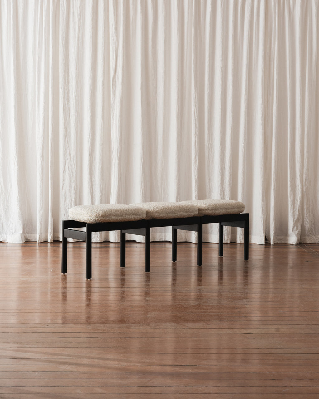 Banco 3 lugares - Estofado