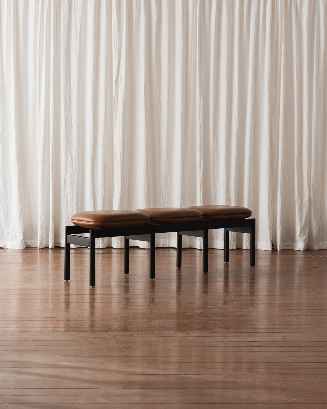 Banco 3 lugares - Estofado