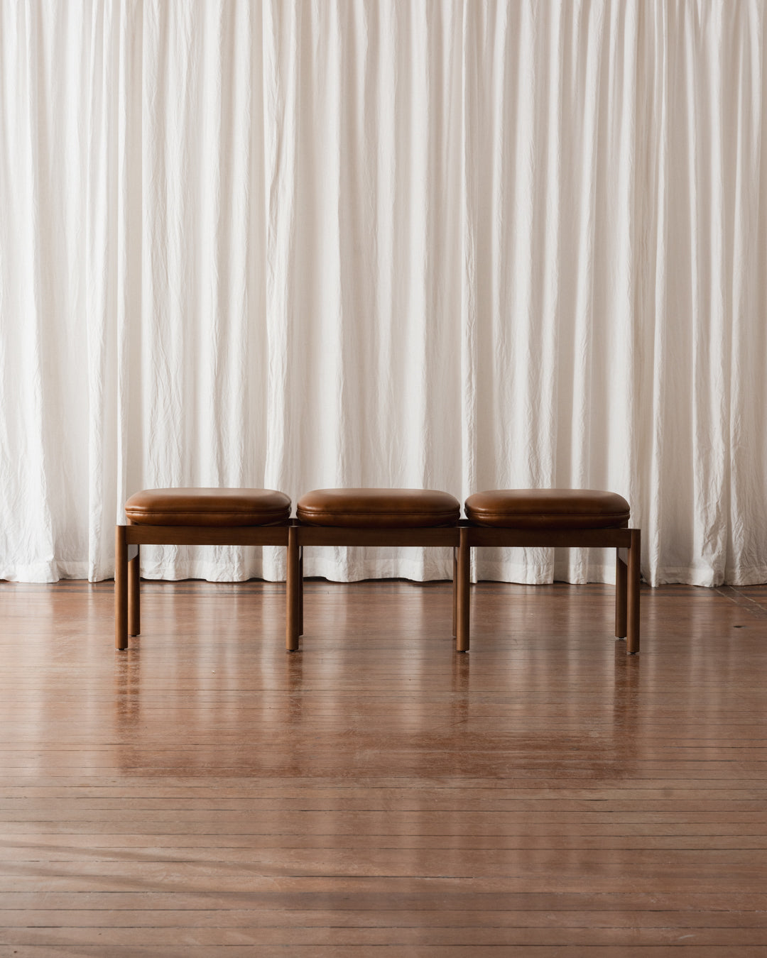 Banco 3 lugares - Estofado