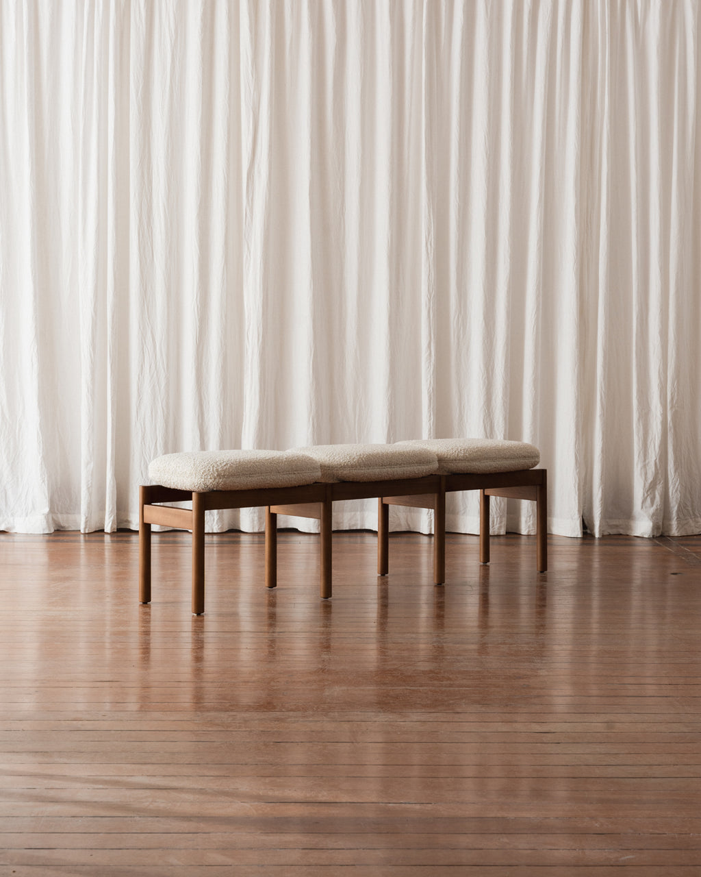 Banco 3 lugares - Estofado