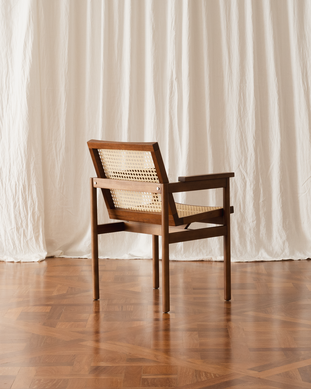 Cadeira com braços Lourdes - Palha