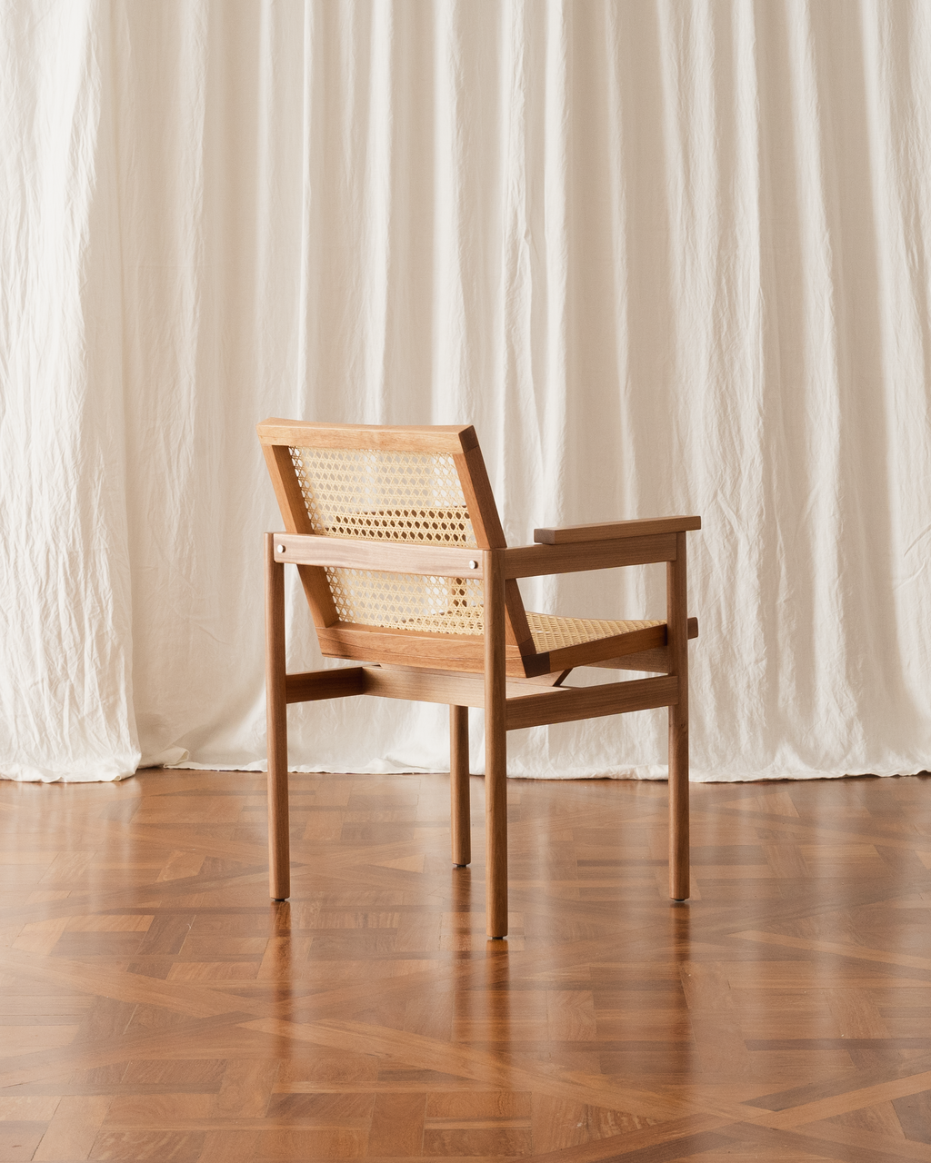 Cadeira com braços Lourdes - Palha