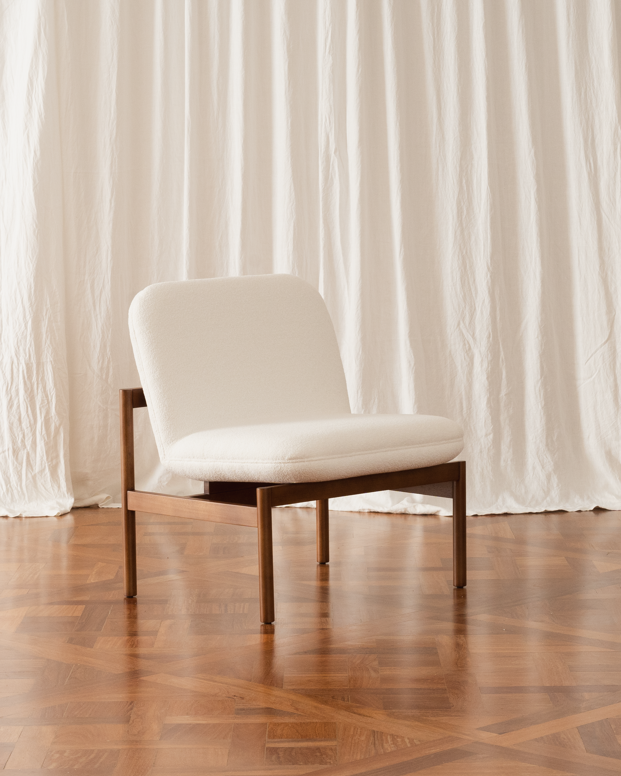 Poltrona Lourdes - Estofada