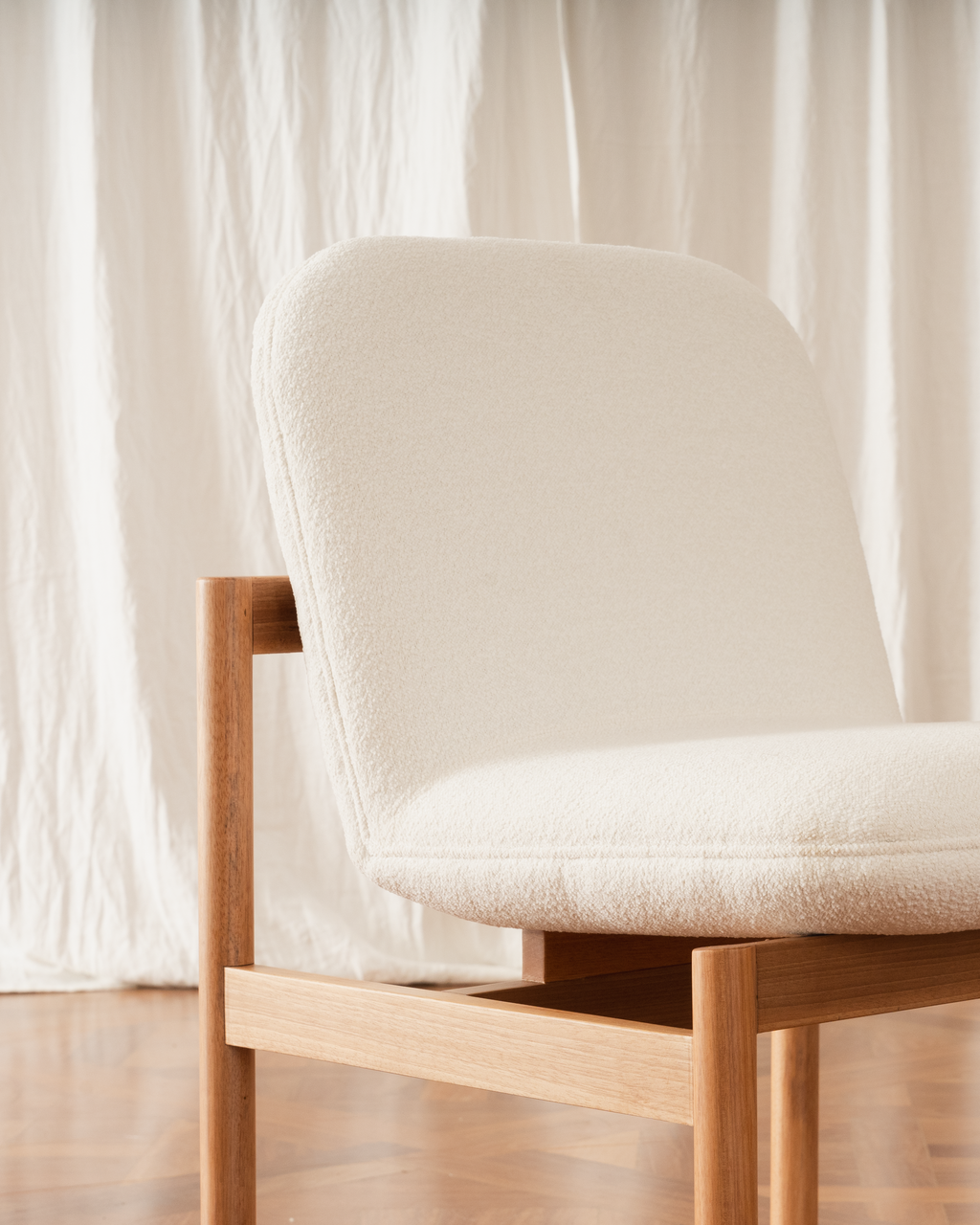 Cadeira Lourdes - Estofada