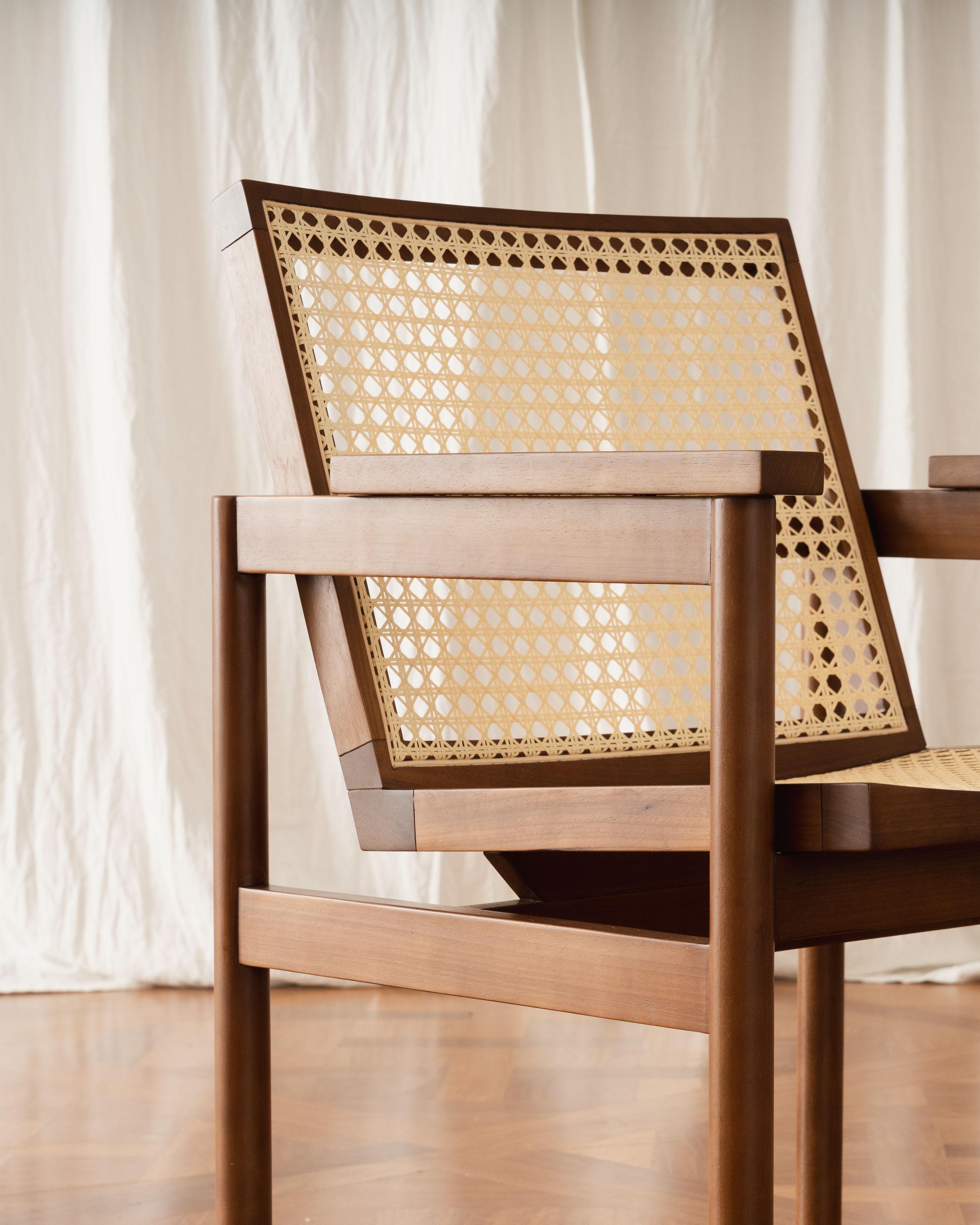 Cadeira com braços Lourdes - Palha