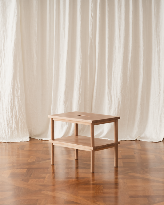 Mesa lateral Pórtico